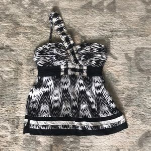 Bebe black and white shoulder strap blouse